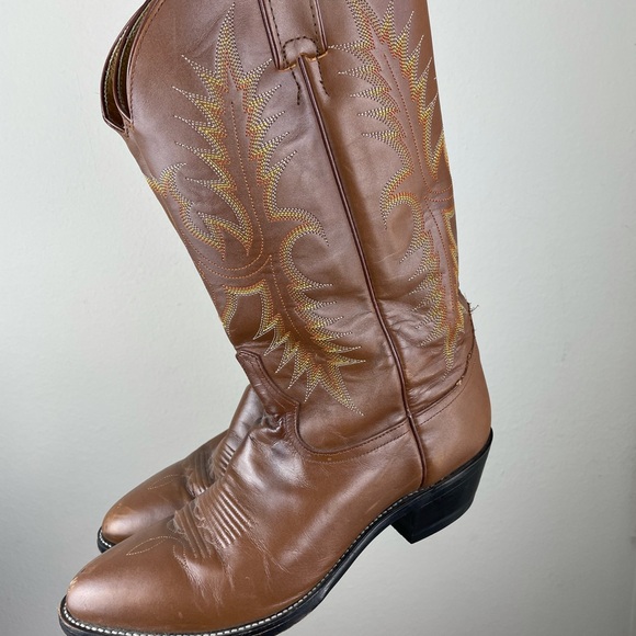 Tony Lama Brown Leather Heeled Cowboy Western Boot - Picture 5 of 13